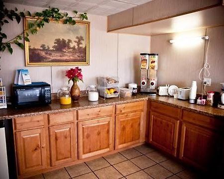 Rodeway Inn Сокоро Ресторант снимка